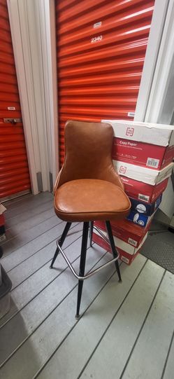 4 BROWN  BAR STOOLS— MUST GO! ✨