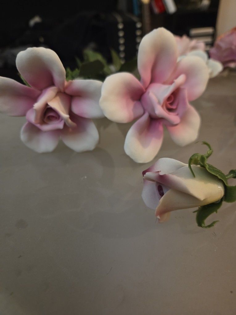 Porcelain Flowers W/steams LOT of 3
