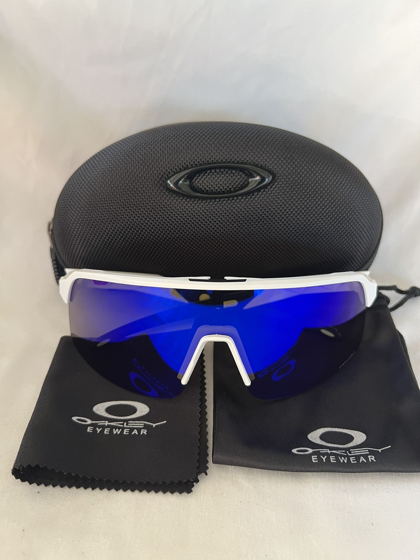 Oakley Sutro Lite Sunglasses