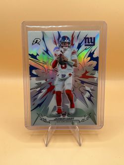 2026 Jaxson Dart Topps resurgence refractor rookie card🔥