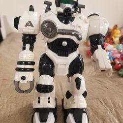 Hap P Kid White Robot Figure