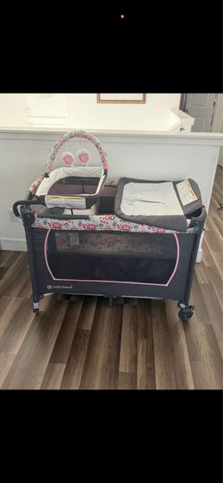 Baby crib