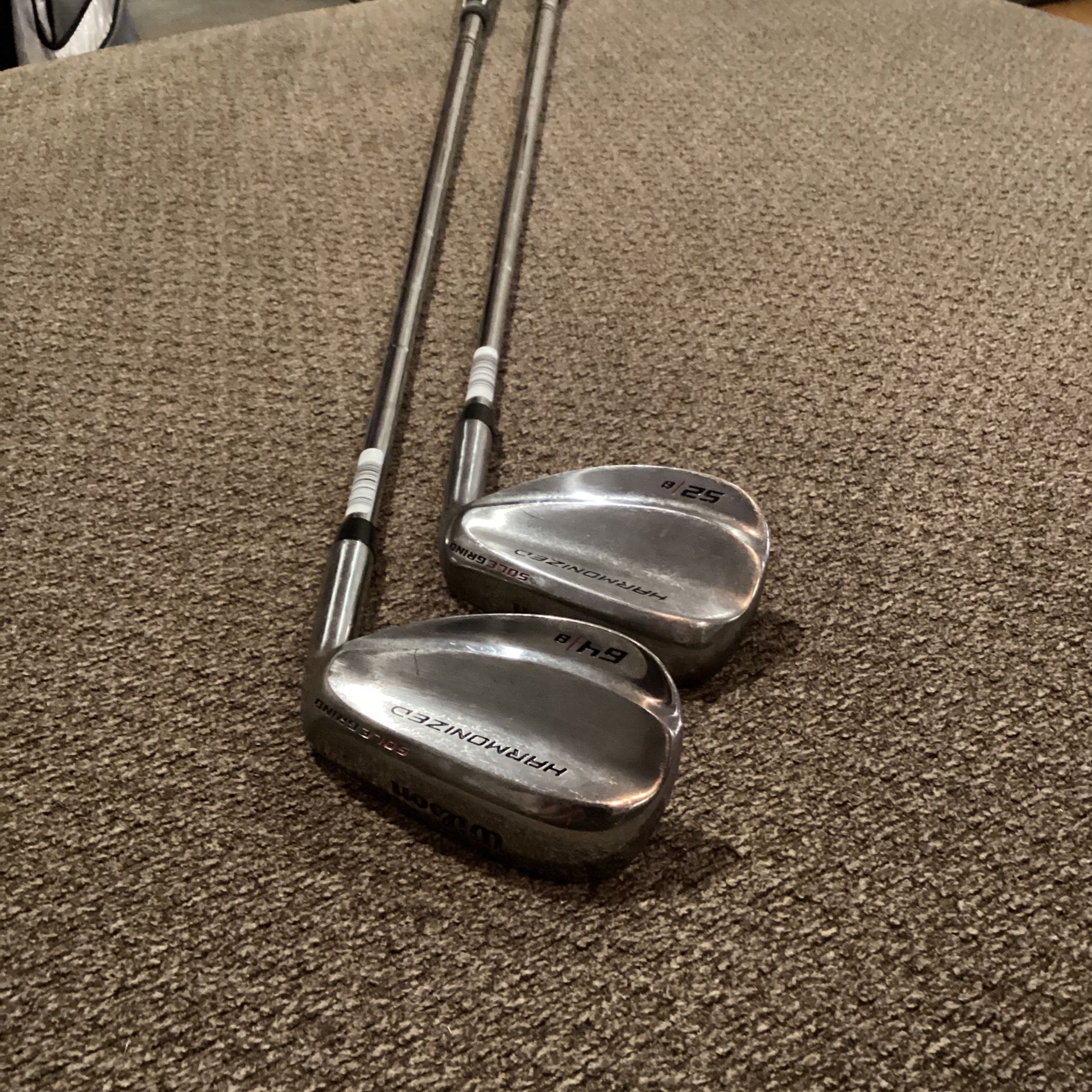 Wilson Harmonized Wedges 52 & 64 Degrees RH Both Are Great Condition