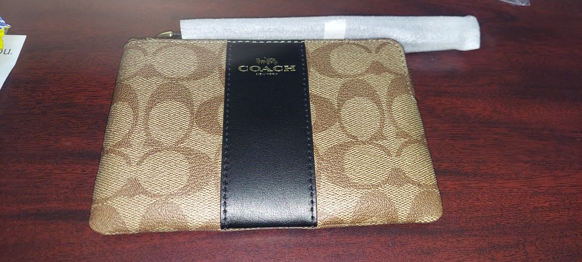 Genuine Coach Ladies Wristlet Wallet, Brand New