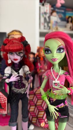 Monster high dolls for sale