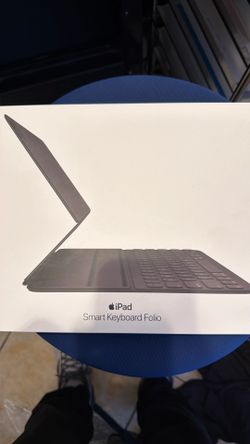 iPad Smart Keyboard Folio
