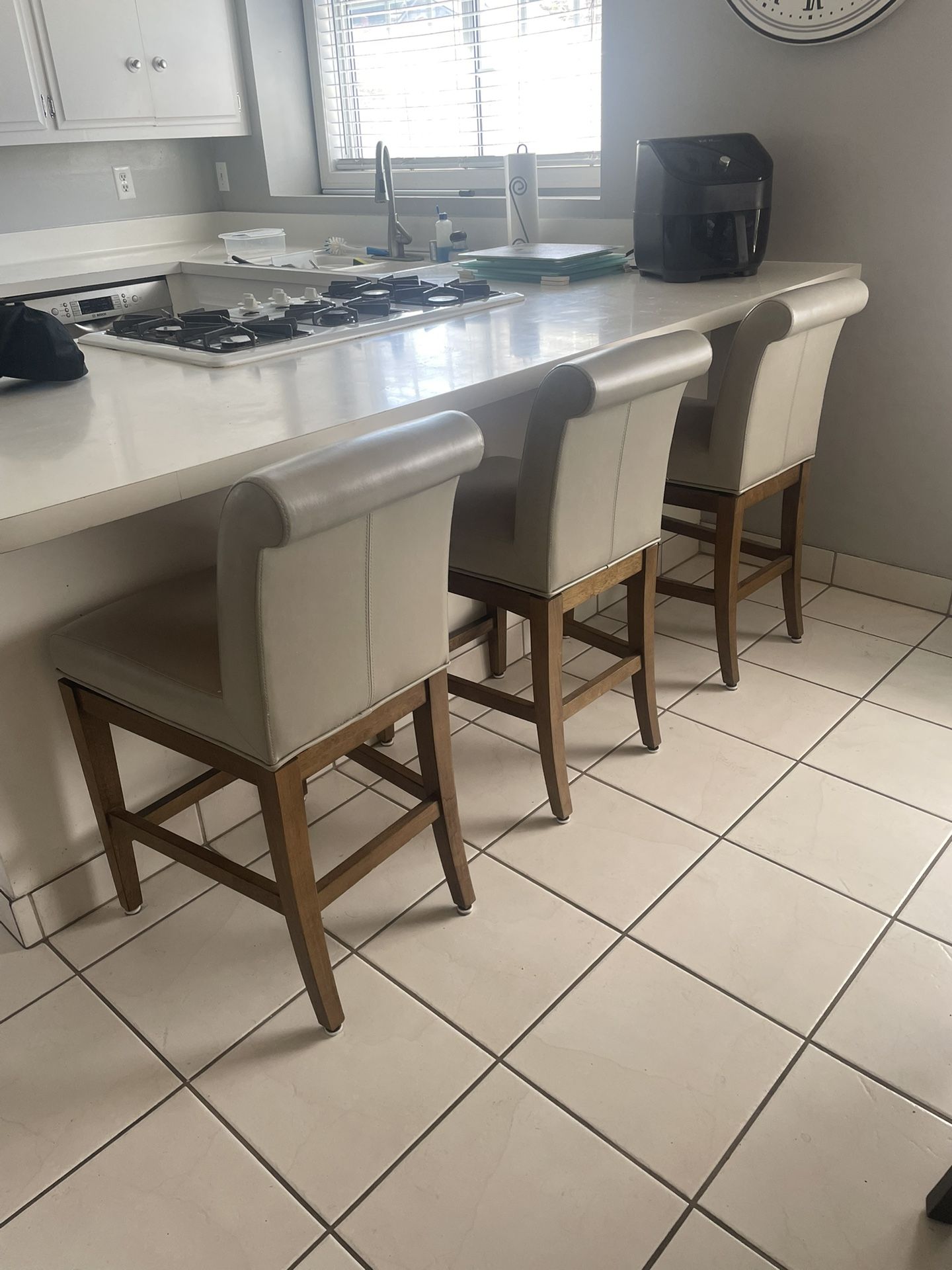 Low Bar Stools