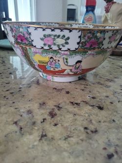 Vintage Chinese Rose Medallion Porcelain Bowl – Hand Decorated – Made in China