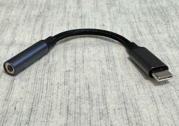 Aux to USB C Adapter, USB C to 3.5mm Audio Headphone Jack Adapter for iPhone 17/17 Pro/17 Pro Max/16/16 Pro/16 Pro Max/15/15 Pro/15 Pro Max,