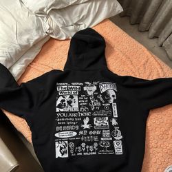 Supreme Wild Embroidered Sweatshirt Hoodie XL