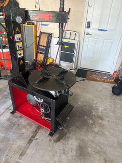 Tire machine