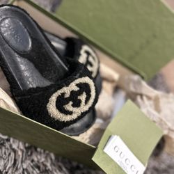 Gucci Authentic Slides Women size 38.5
