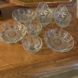 SET OF 7 CRYSTAL BOWLS EARLY AMERICAN PRESCUT