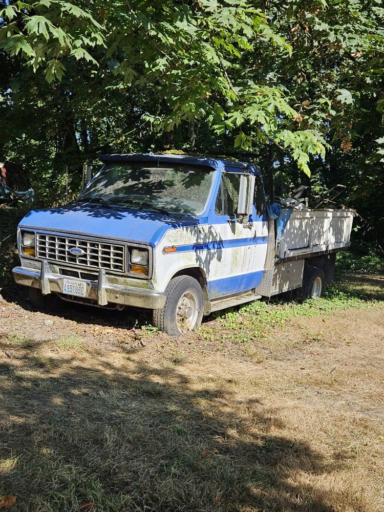 1986 FORD E350 Flatbed Dump Truck-Pending Sale