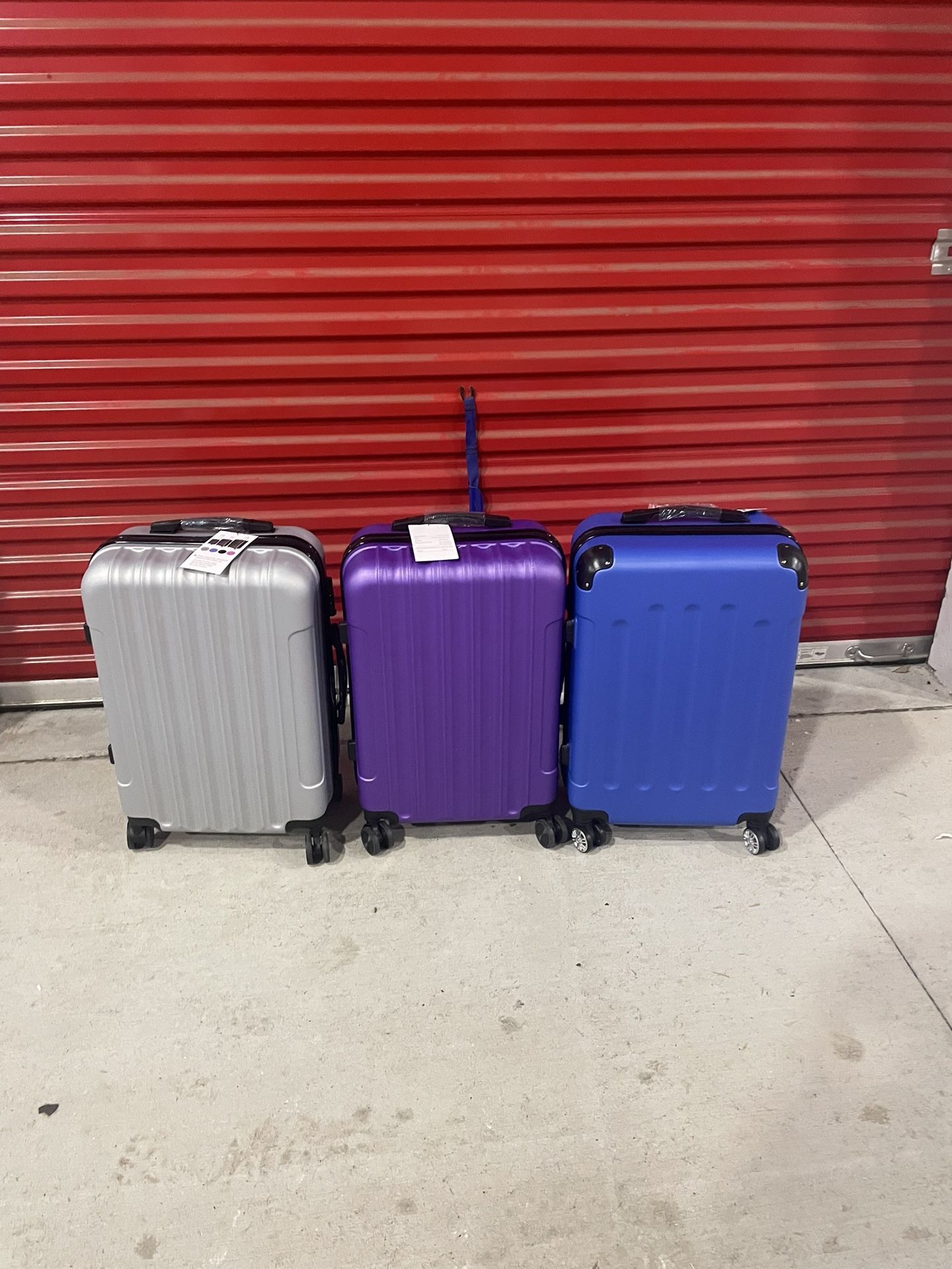 Luggage Set Size 24 In Only 35$
