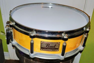 1990s Pearl Free Floating Floater Snare Drum All Maple with SKB Case