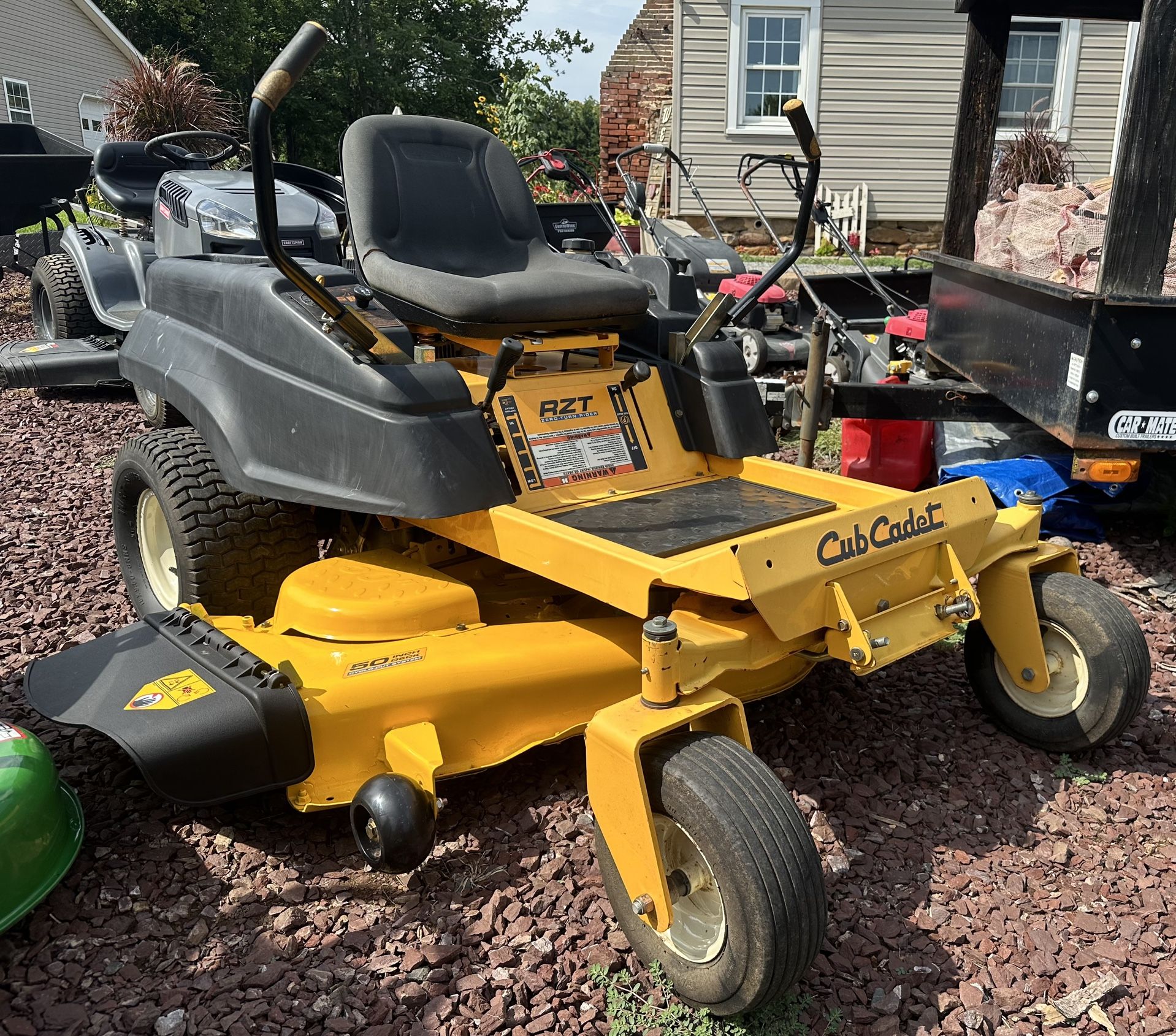 Cub Cadet RZT Zero Turn Lawn Mower