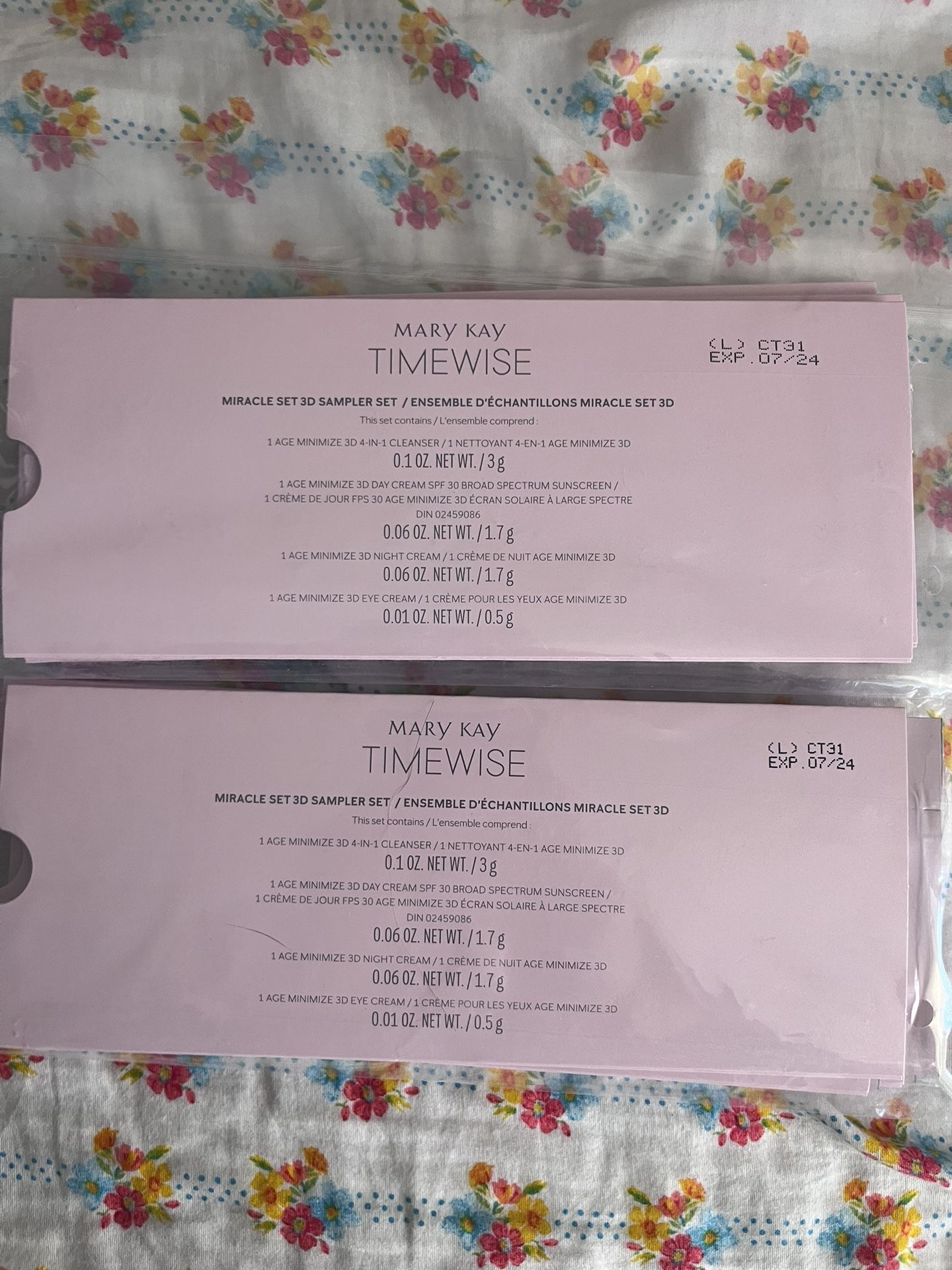 2 Mary Kay 3D Miracle sets