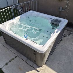MasterSpa Hot Tub Jacuzzi