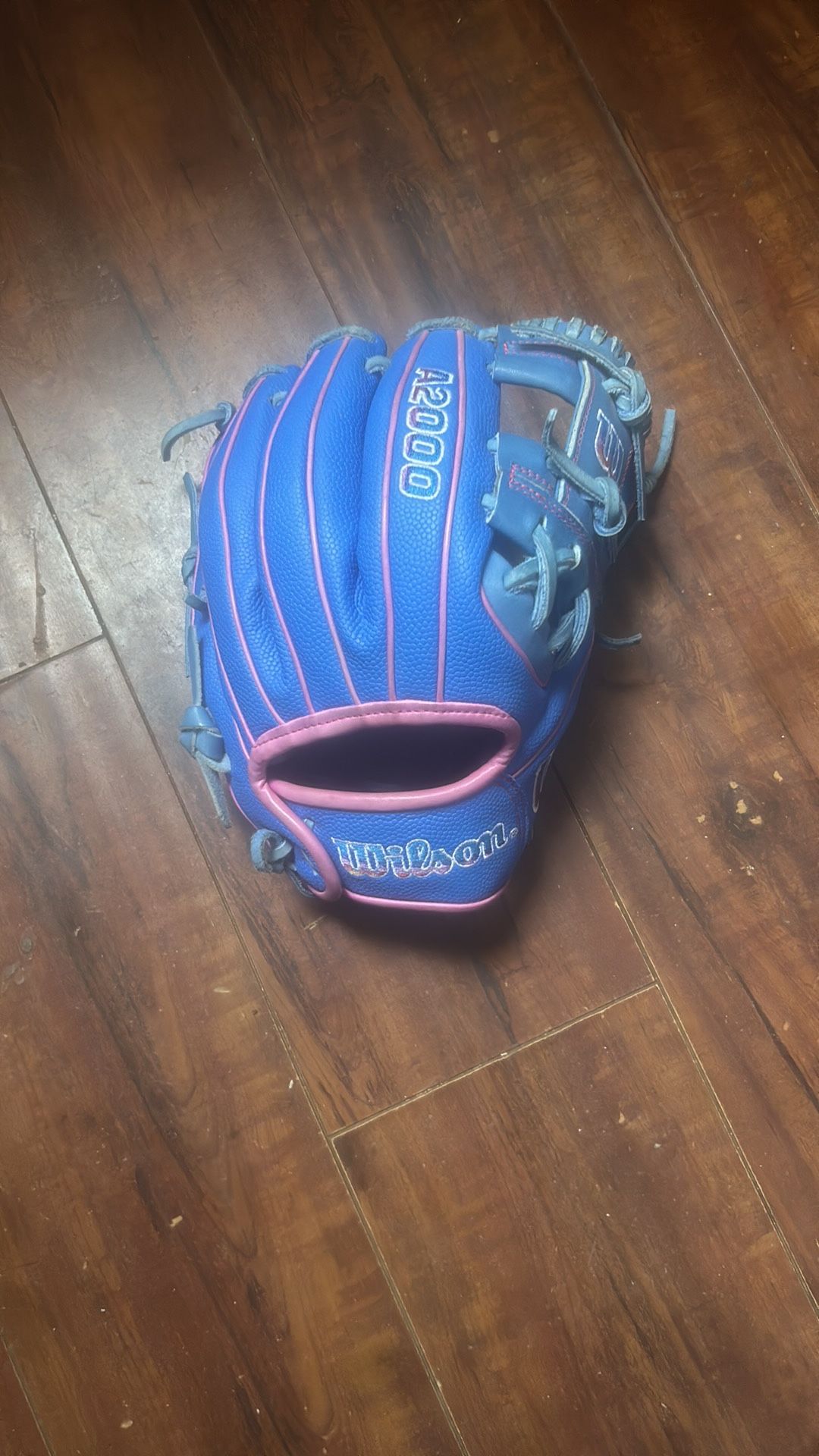 Wilson A2000 Autism Speaks Baseball Mitt