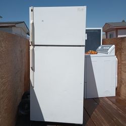 Vendo Y Compongo Refrigeradores Lavadora Y Secadora 