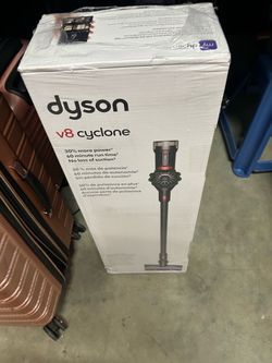 Dyson V8 Cyclone Cordless Vacuum