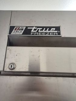Commercial freezer