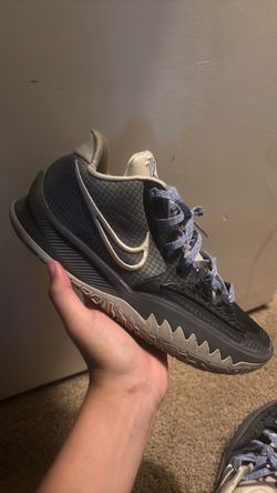 basketball shoes