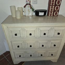 Walter Of Wabbash Dresser 