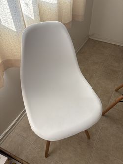 Ikea dining table and 4 chairs