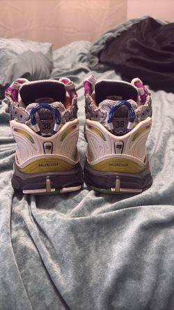 Balenciaga runners