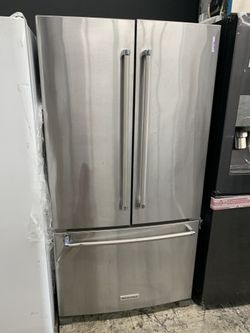 Kitchen aid French door in stainless steel used counter depth