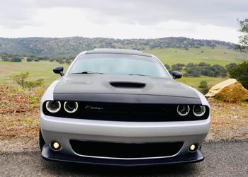 Dodge Challenger scatpack 6.4 Liter