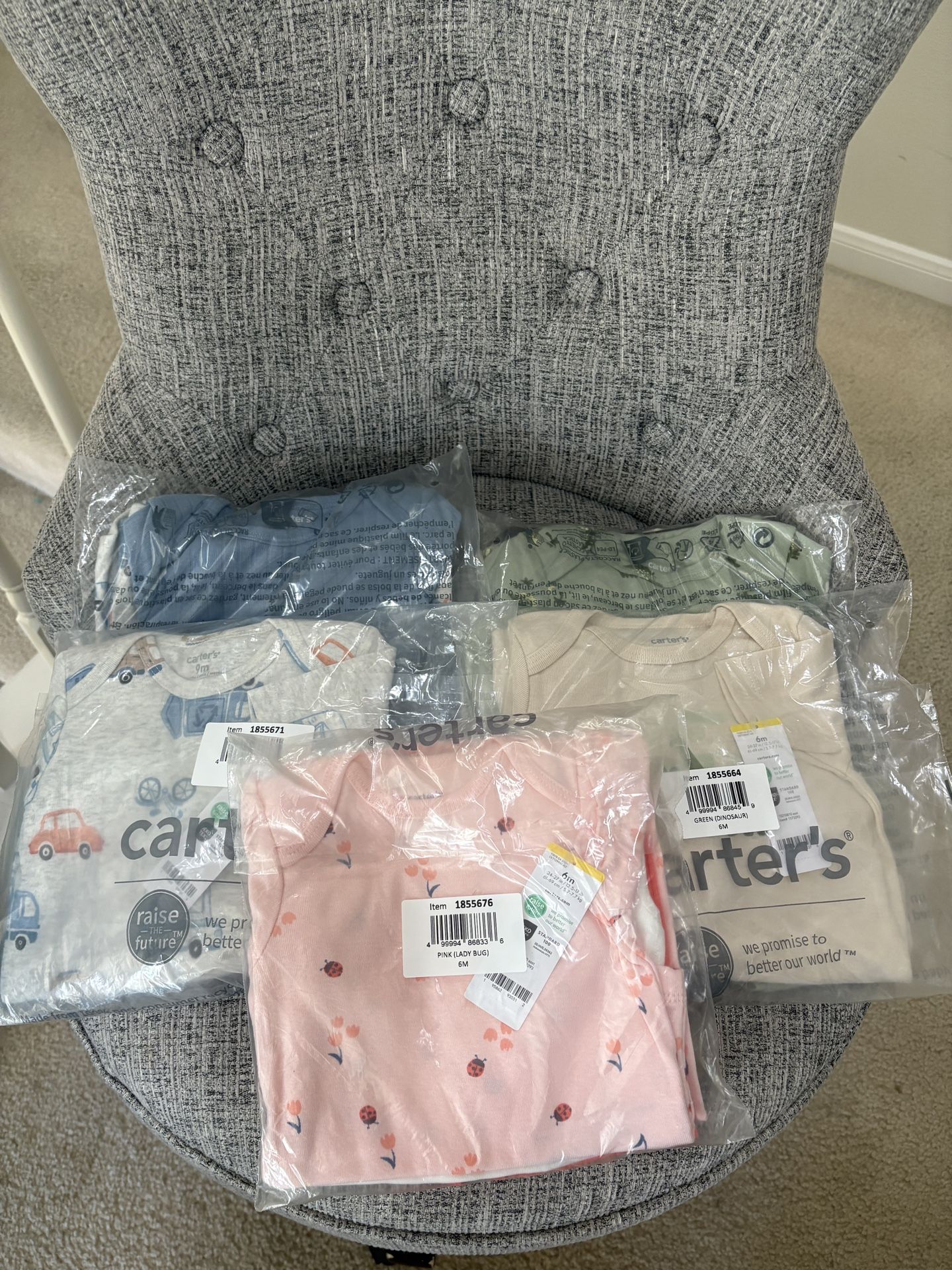 Carter’s Baby Clothes Set