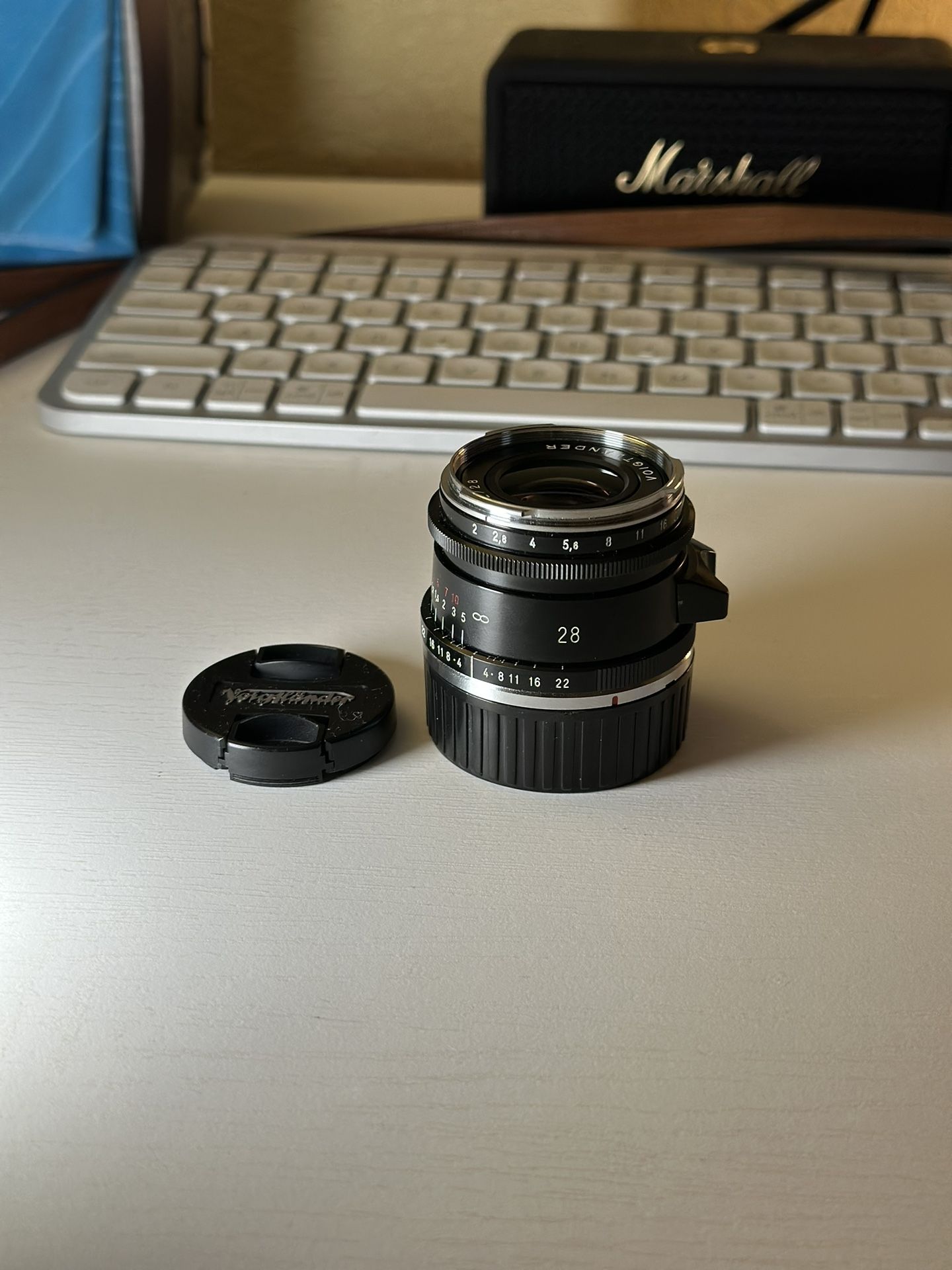 Voigtlander Ultron 28mm F2 Type II lens