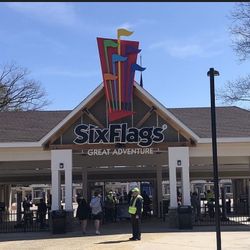 6 Flags Tickets 