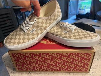Brand new checkerboard vans mens 9.5