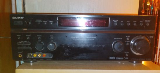 SONY AM /FM  STEREO  RECEIVER  STR DE697 