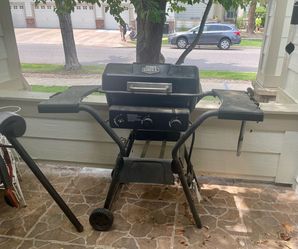 Gas Grill, Used