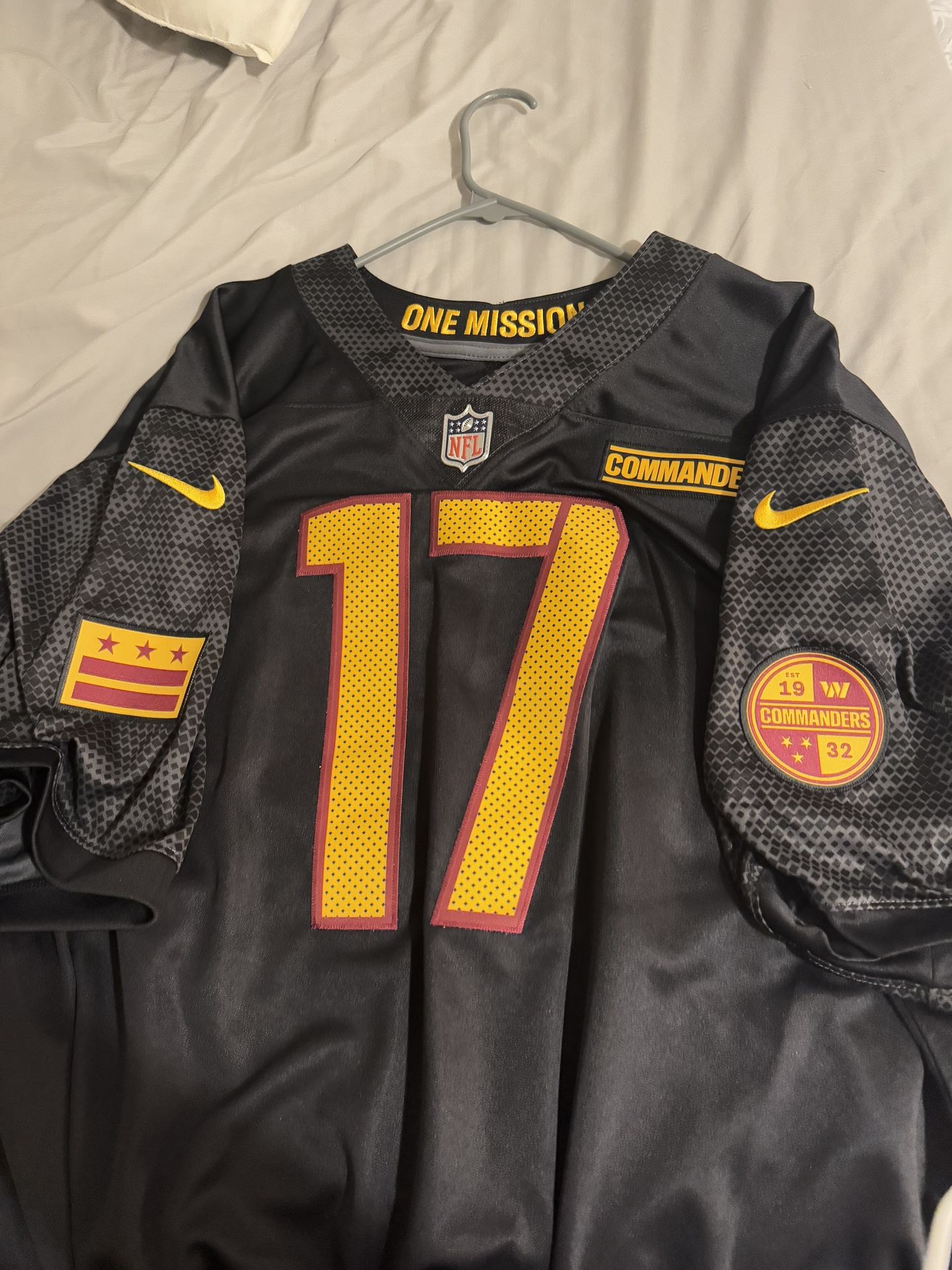 Commanders Jersey