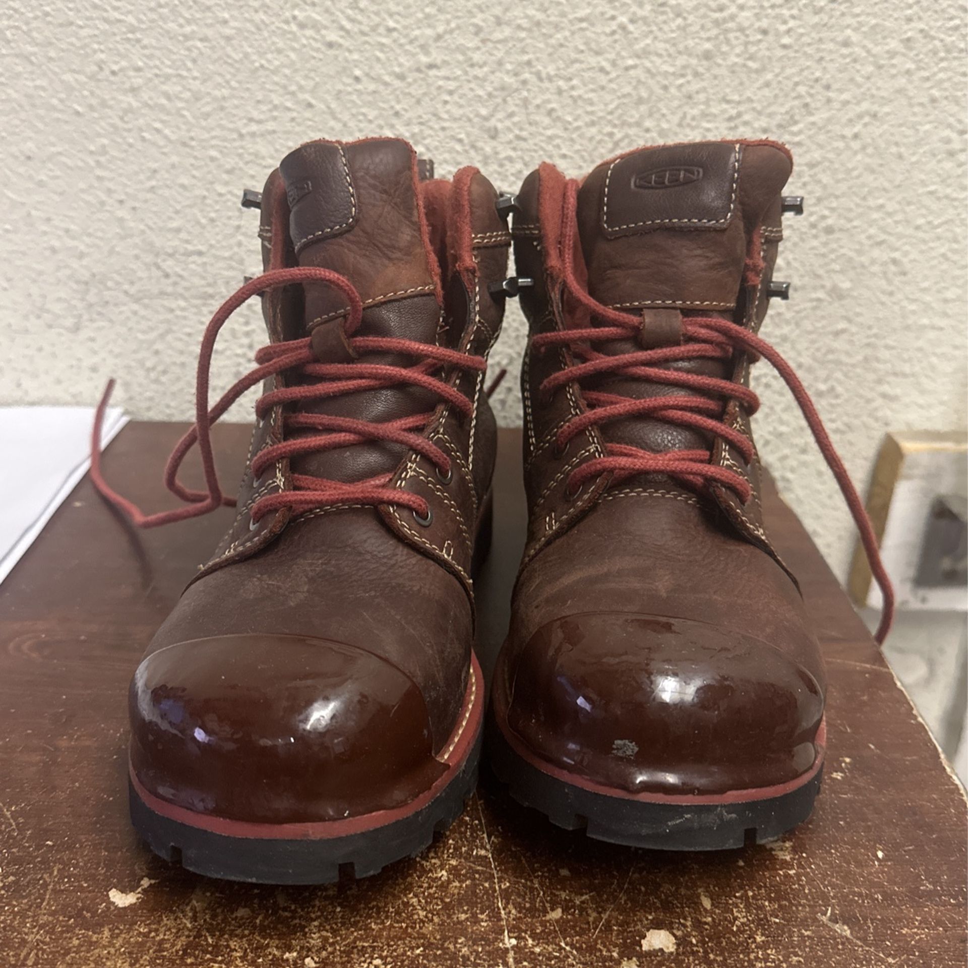 Women's Size 6.5m Boot