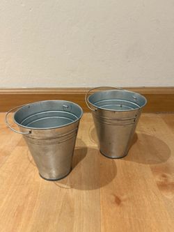 2 galvanized metal buckets 4 1/2 inches tall