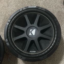 Kicker Comp C15