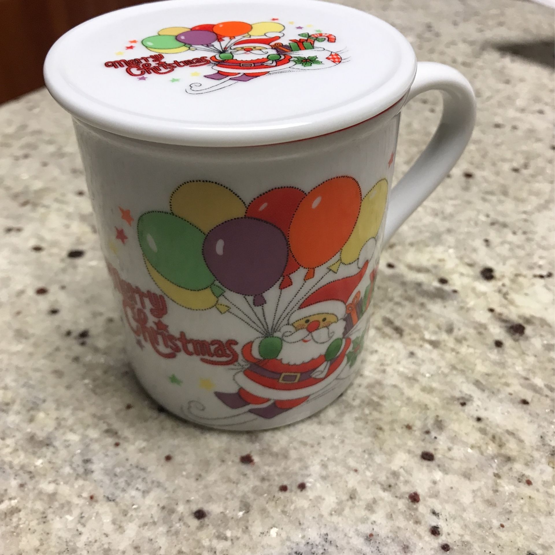 Merry Christmas Santa with Lid (Ceramic ) coffee /tea cup