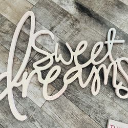 Sweet Dreams Wood Decor 