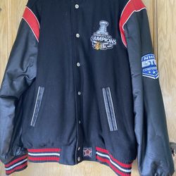 JH Design Chicago Blackhawks 2010 Champions Reversible Jacket-Size L