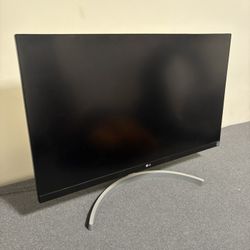 4K 27 Inch LG Monitor