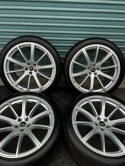 Audi RS7 Factory Wheels Tires