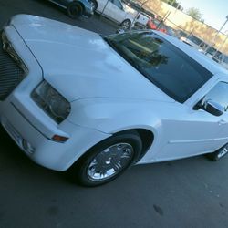 2010 Chrysler Touring 300