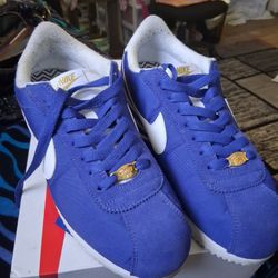 Nike Dodger Blue Tennis Shoes
